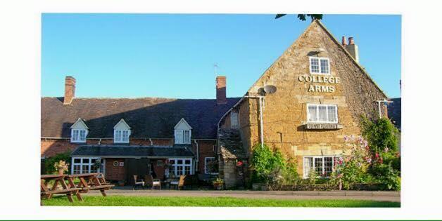 The College Arms Hotel Stratford-upon-Avon Exterior photo